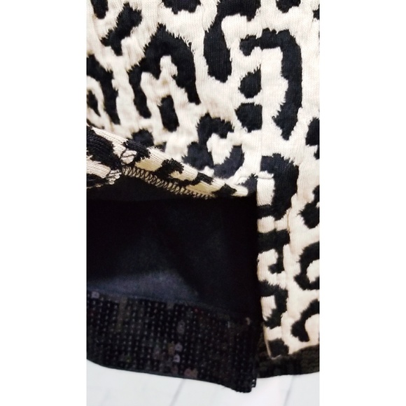 Joseph Ribkoff Skirt Black White Animal Print sz 8 - Picture 5 of 8